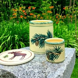 Pinecone POTTERY Canister 3 1/2" X 3